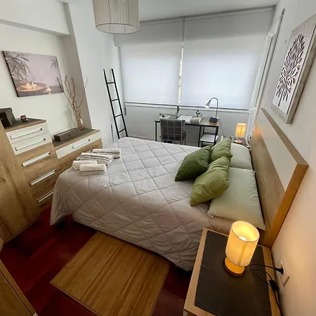 Piso Centrico, Garaje Incluido,zona Vialia * Vigo