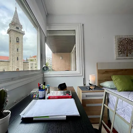 Piso Centrico, Garaje Incluido,zona Vialia Apartmán